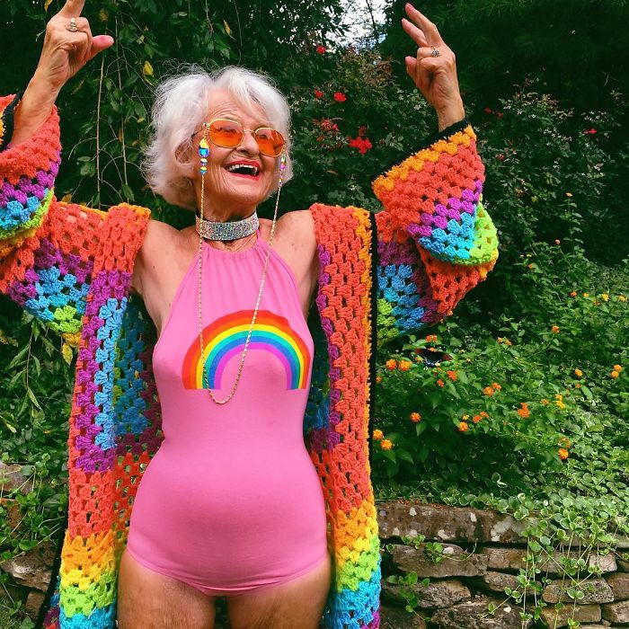 /storage/shares/uploads/files/badass-grandma-instagram-baddie-winkle-11-57ad79577334c__700%20%281%29.jpg