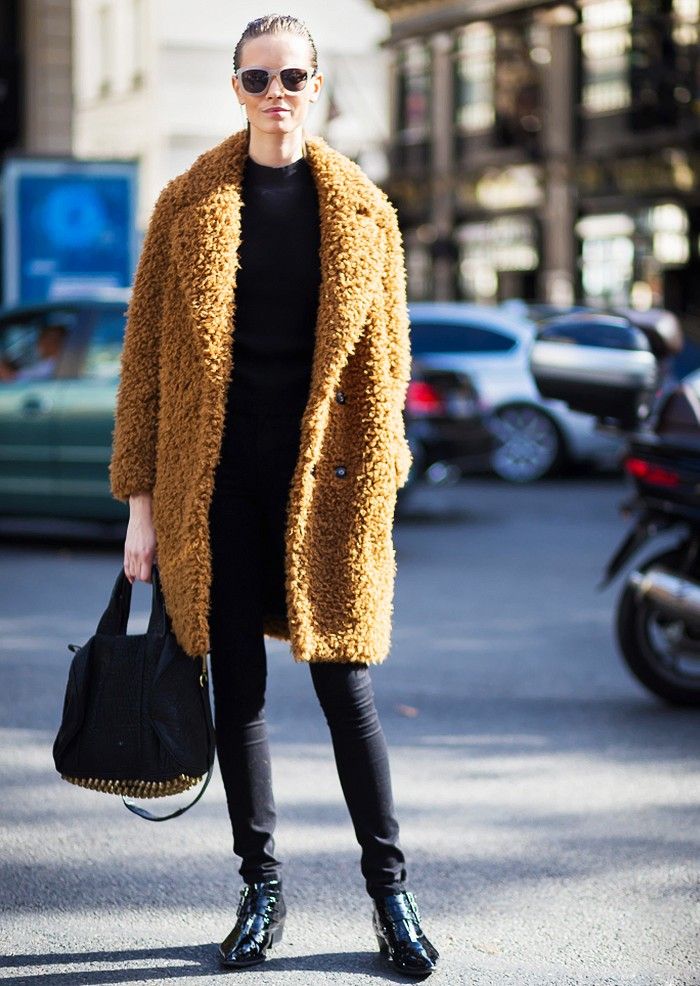 /storage/shares/uploads/files/d15e72165a37a87a9110ad15916ebfc2--teddy-bears-camel-coat.jpg