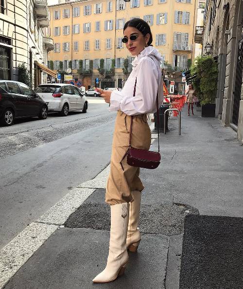 /storage/shares/uploads/files/how-to-tuck-trousers-into-boots-231757-1549363871041-image.500x0c.jpg