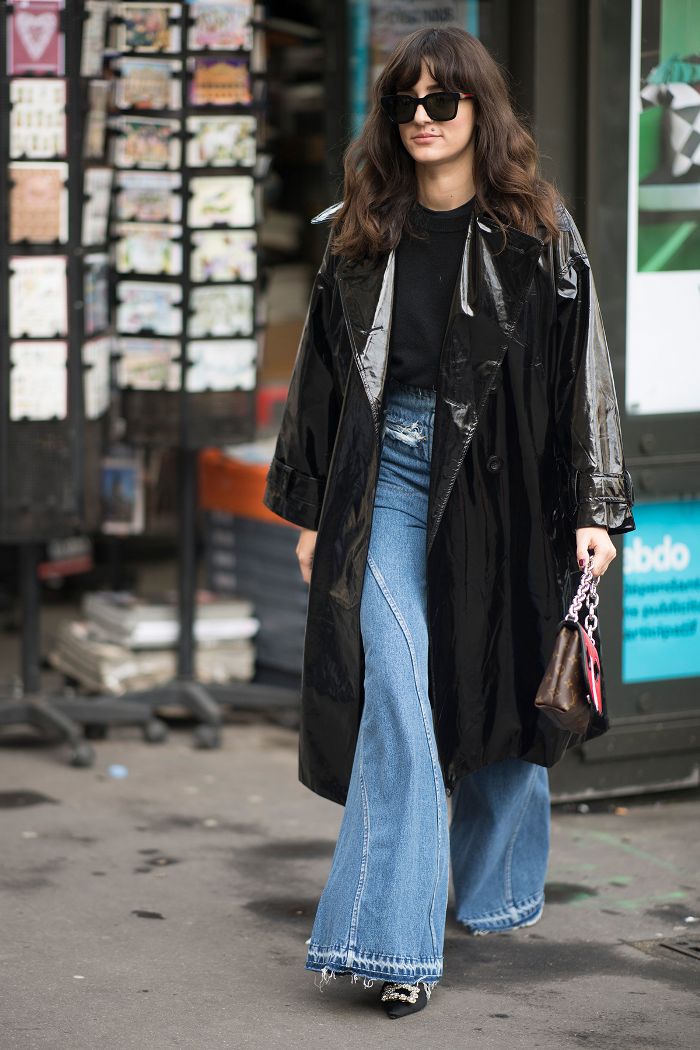 /storage/shares/uploads/files/how-to-wear-flared-jeans-in-2018-251120-1520027421164-image.700x0c.jpg