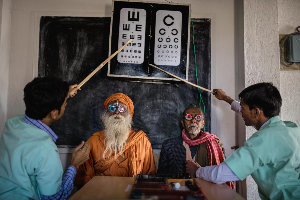 /storage/shares/uploads/files/india-sundarbans-eye-exam.adapt.1190.1.jpg
