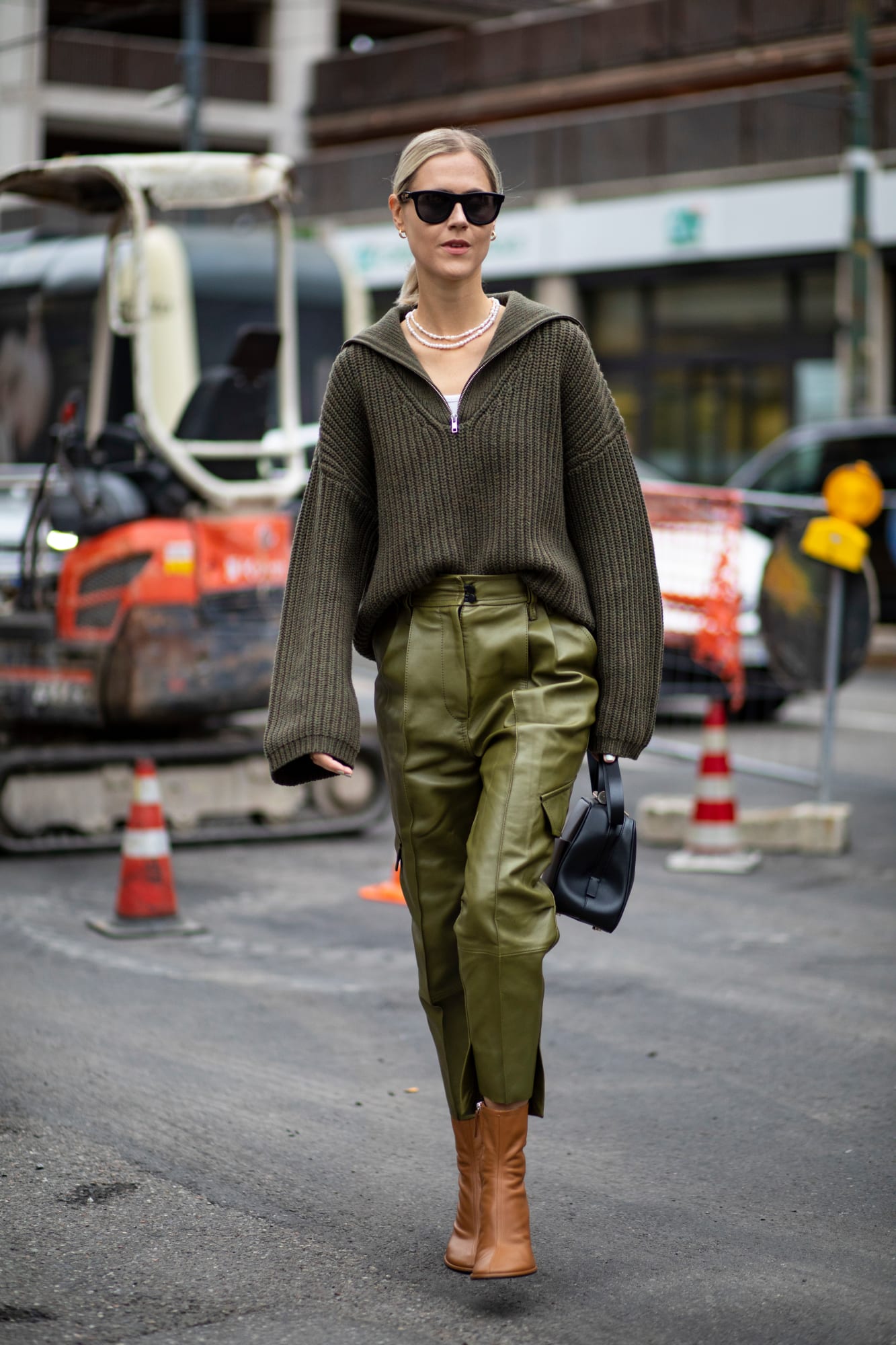 /storage/shares/uploads/files/milan-fashion-week-spring-2020-street-style-day-2-1.jpg