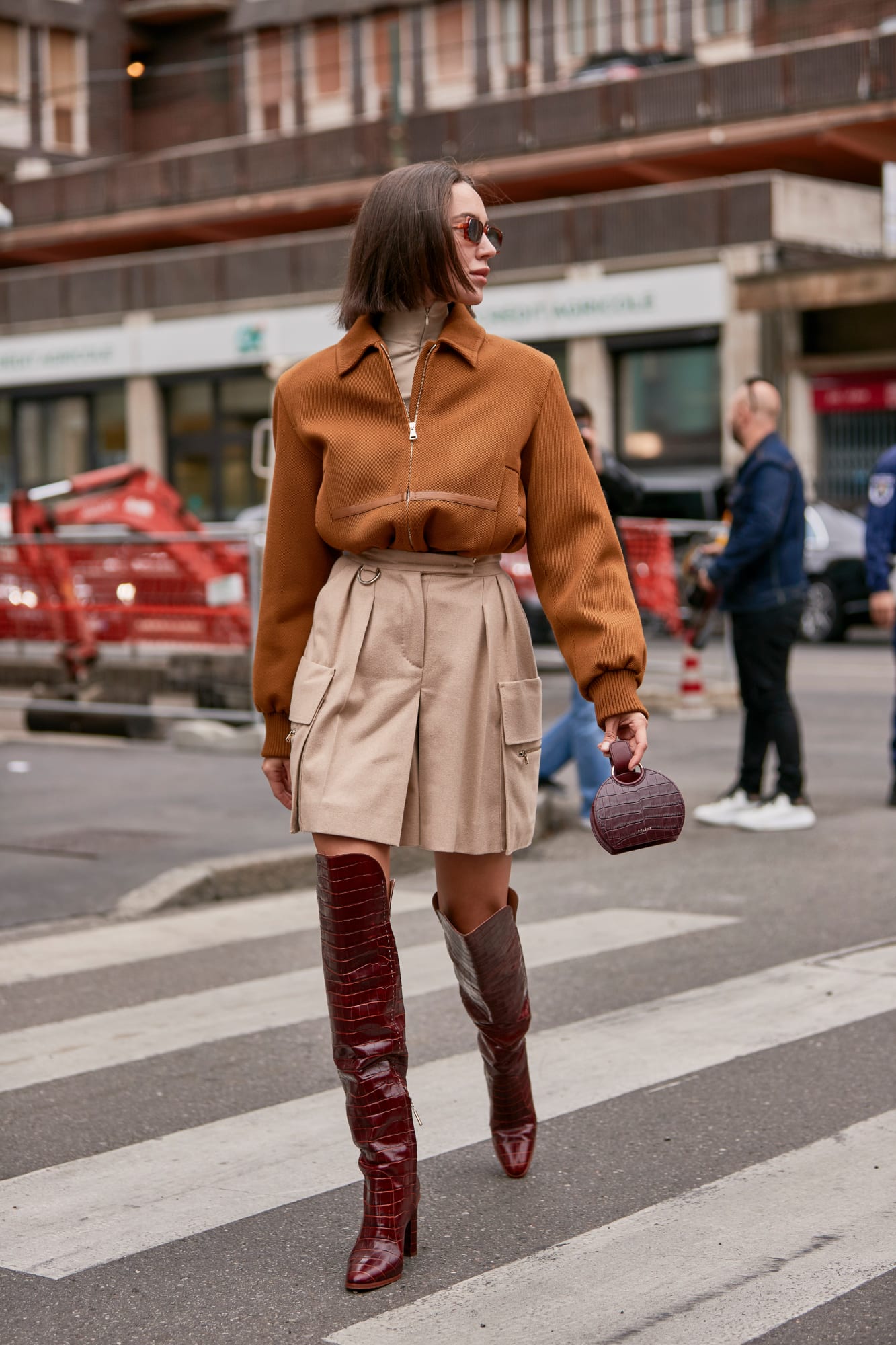 /storage/shares/uploads/files/milan-fashion-week-spring-2020-street-style-day-2-32.jpg