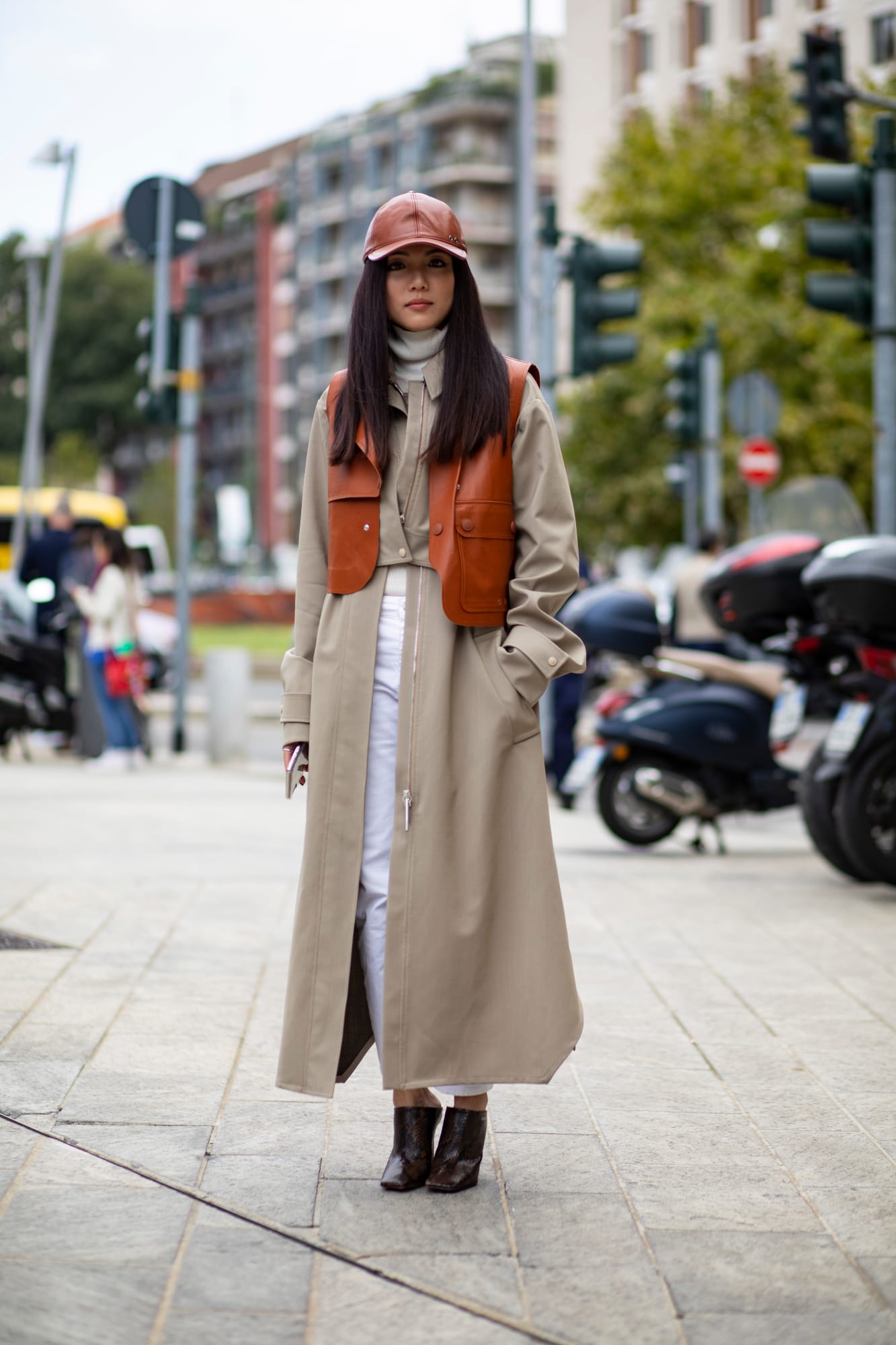 /storage/shares/uploads/files/milan-fashion-week-spring-2020-street-style-day-3-19.jpg