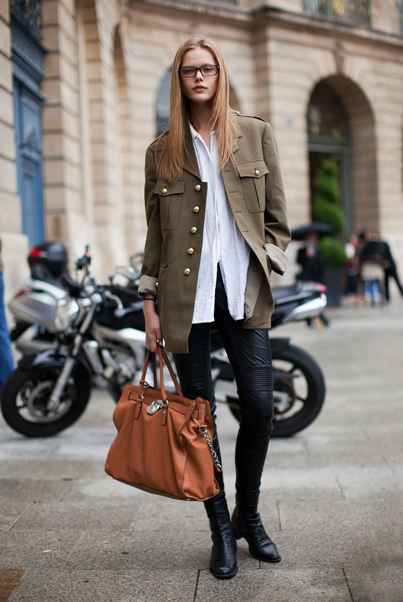 /storage/shares/uploads/files/models-style-military-jacket.jpg