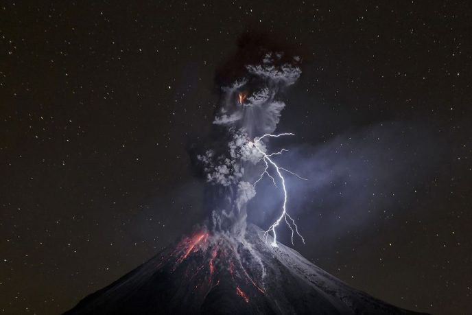 /storage/shares/uploads/files/national-geographic-travel-photographer-of-the-year-2017-winners-1-5982eeb2435c2__880-688x459.jpg