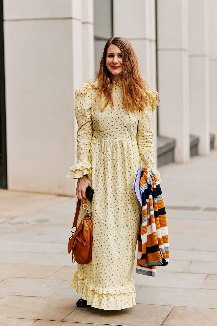 /storage/shares/uploads/files/pale-yellow-fashion-trend-278112-1551702460177-image.700x0c.jpg