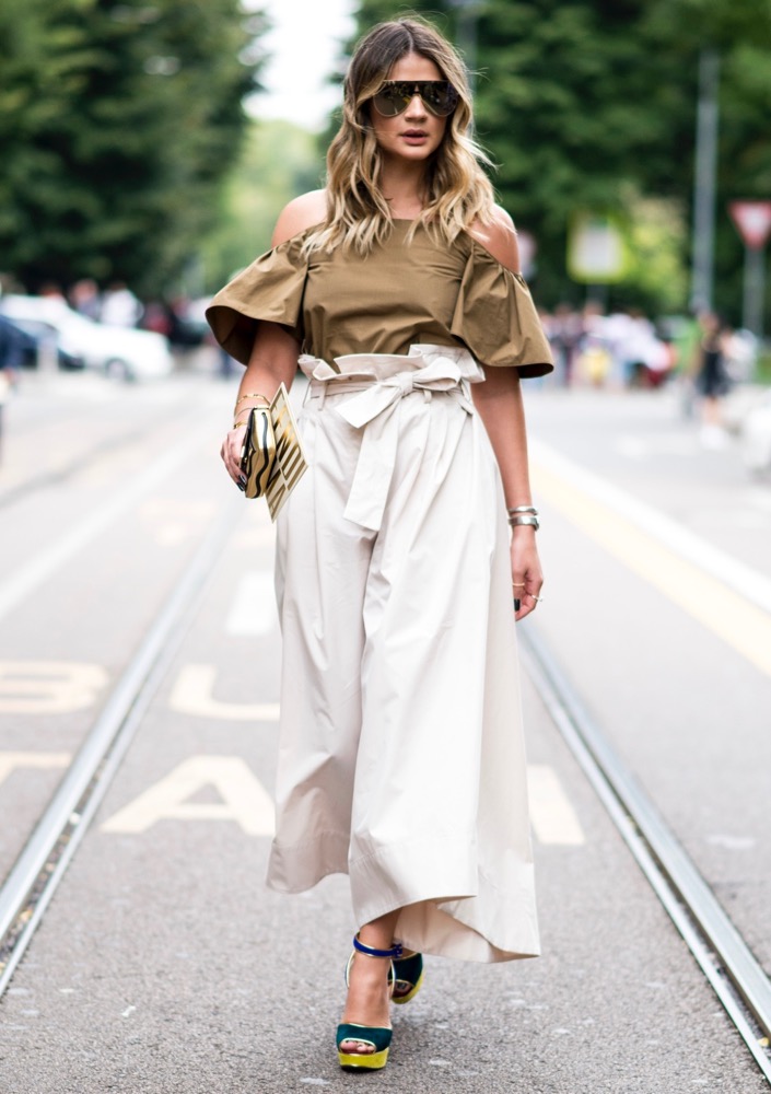 /storage/shares/uploads/files/paper-bag-waist-street-style-ruffled-sleeves.jpg