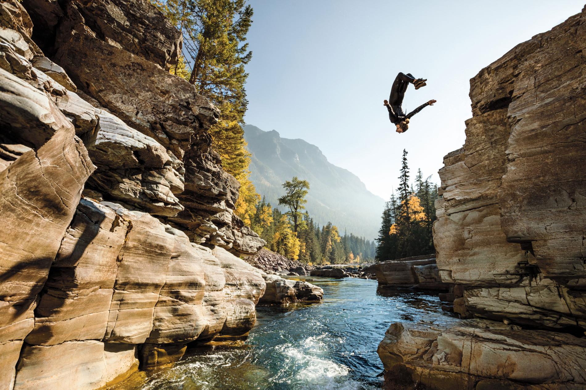 /storage/shares/uploads/files/pool-glacier.adapt.1900.1.jpg