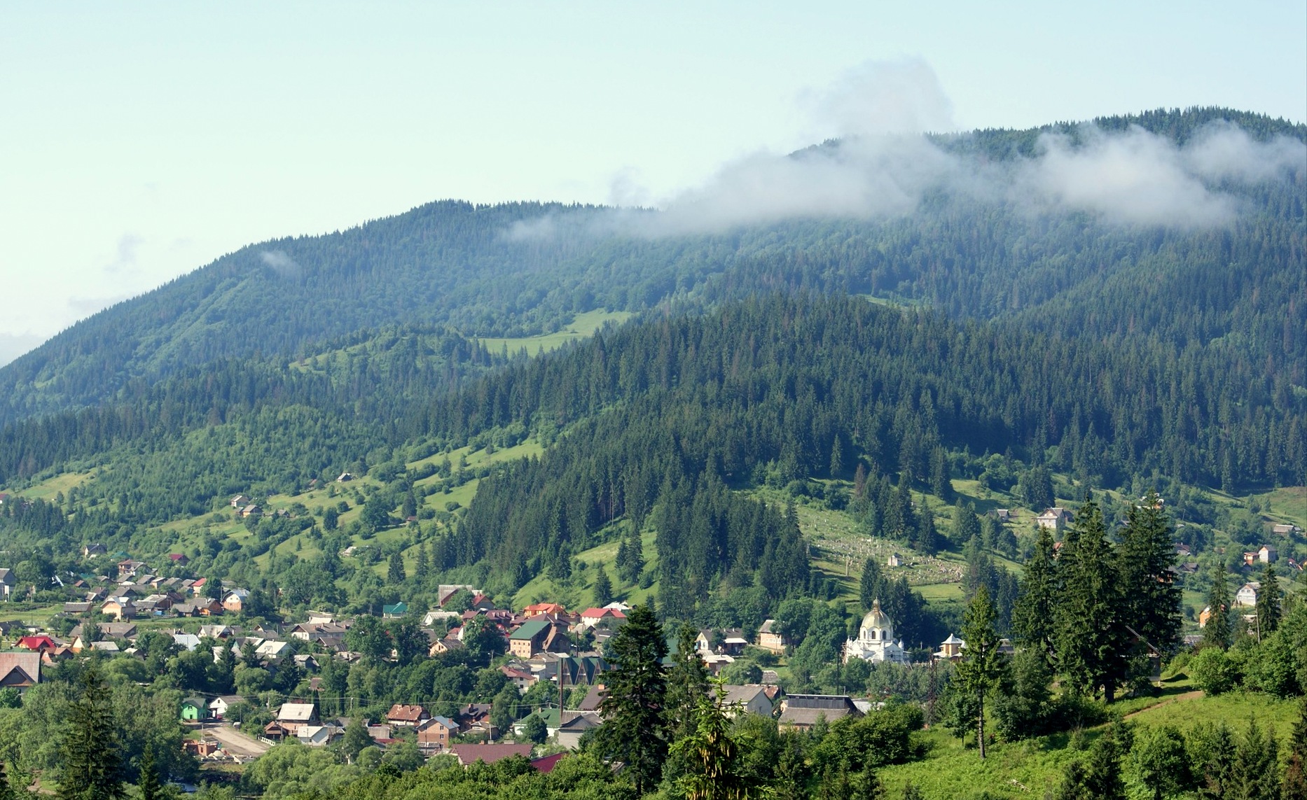 Славске фото. Славское Львовская область. Славское горнолыжный курорт. Гора Тростян.