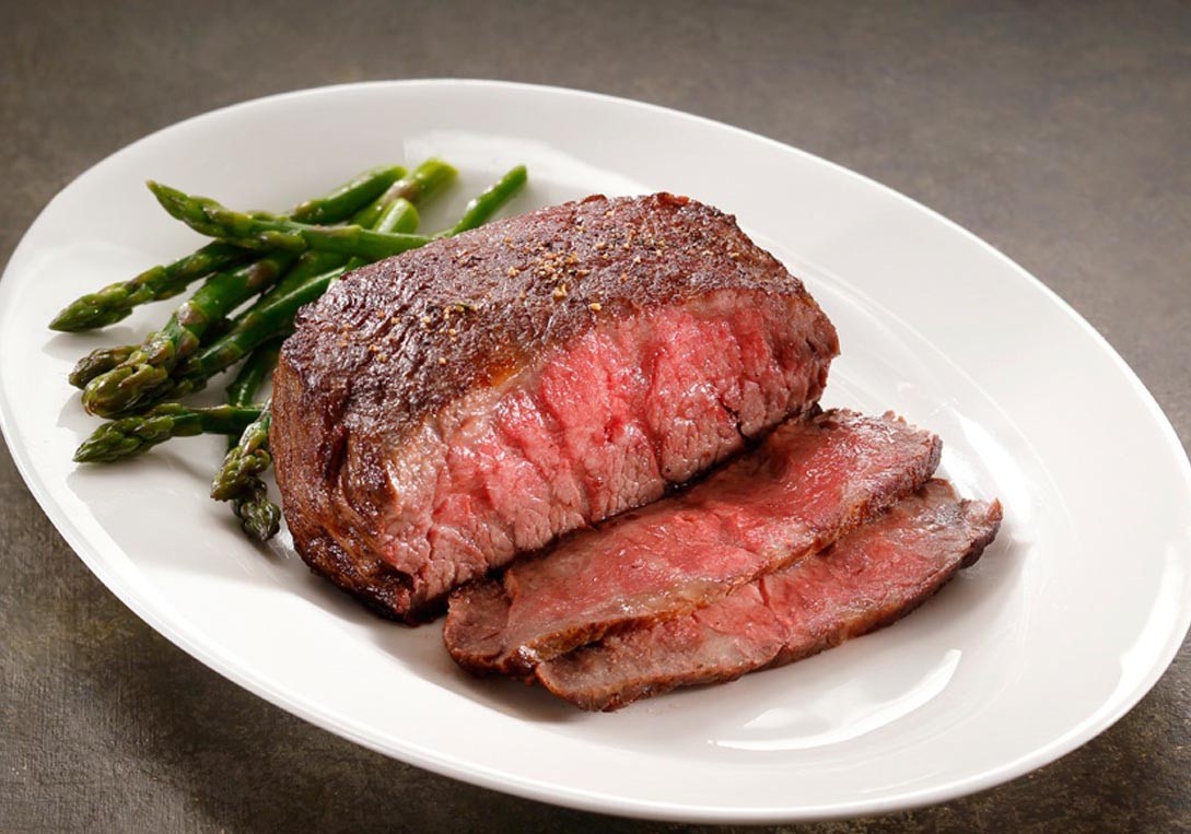 /storage/shares/uploads/files/srf-beef-ribeyefilet-plated_srop.jpg