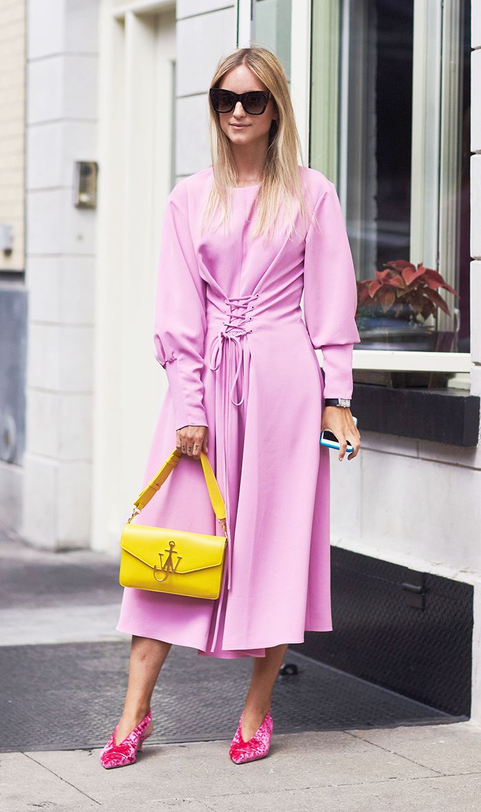 /storage/shares/uploads/files/tibi-shoes-street-style-fall-2017-237823-1507139357080-image.700x0c.jpg