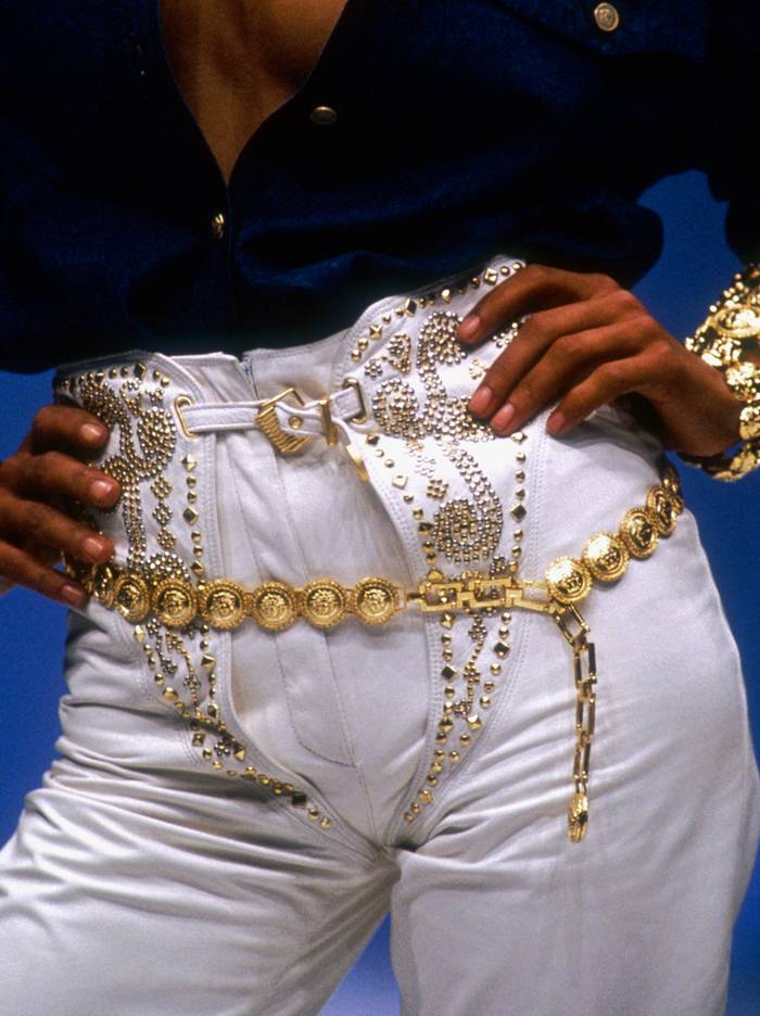 /storage/shares/uploads/files/worst-fashion-trends-221263-1518624967868-image.1200x0c.jpg